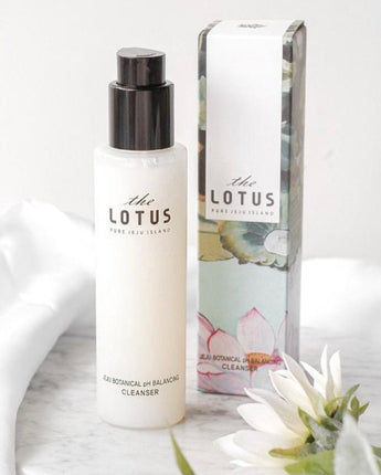 THE PURE LOTUS JEJU BOTANICAL pH BALANCING CLEANSER 150 ML